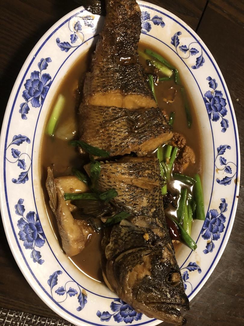 家常红烧鱼