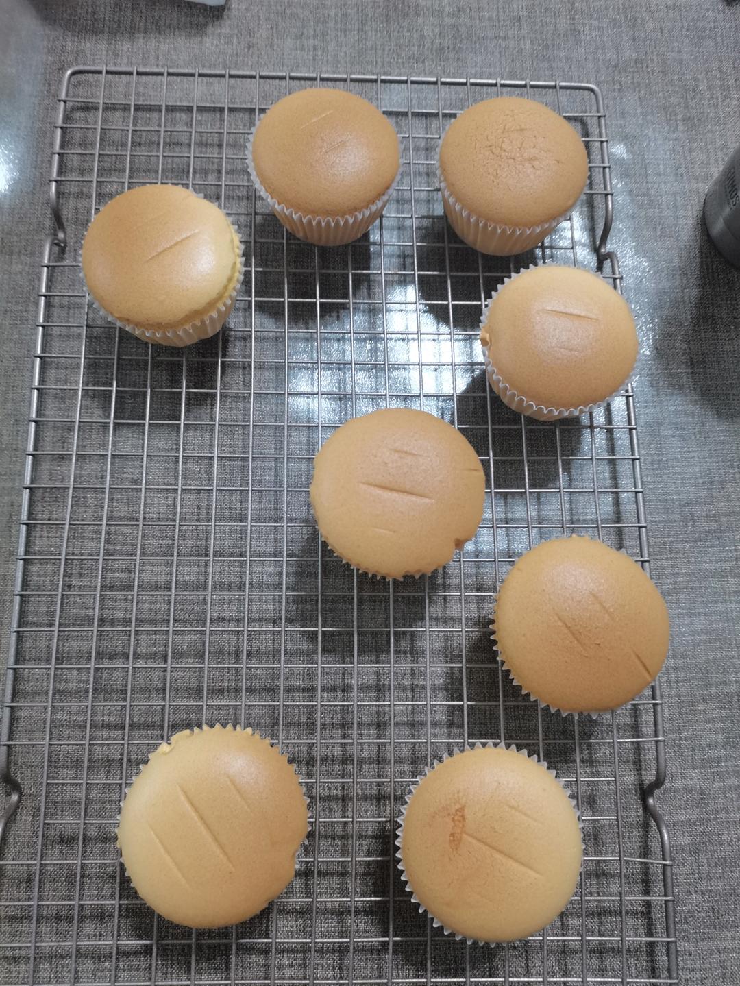 纸杯戚风蛋糕
