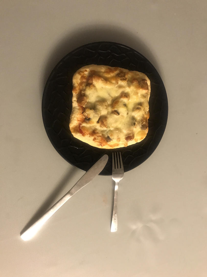 意式蘑菇鸡肉披萨