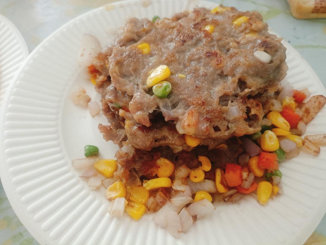 小孩最爱的爆汁牛肉饼！