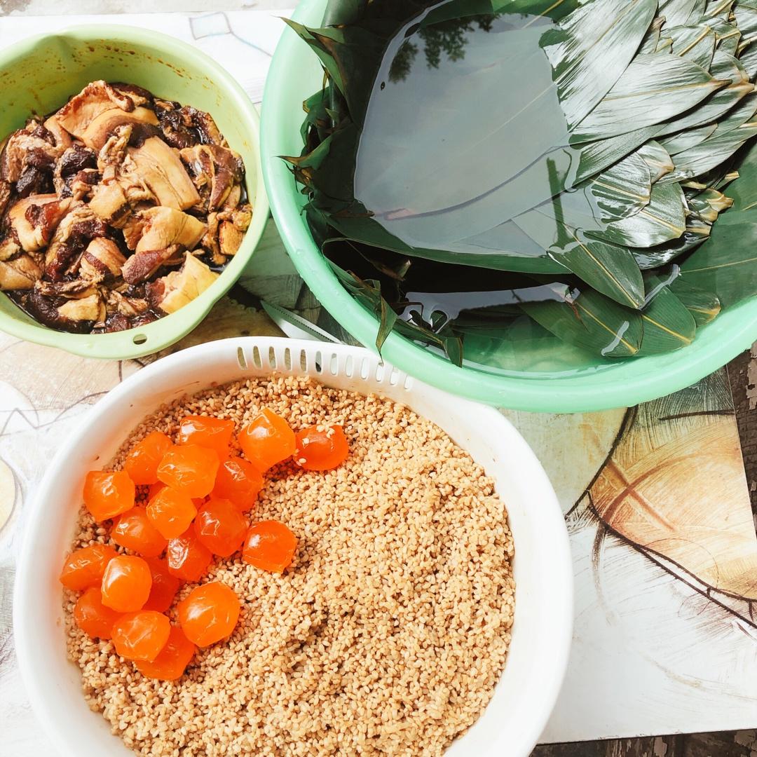 妈咪的♥️私房秘制咸蛋黄肉粽