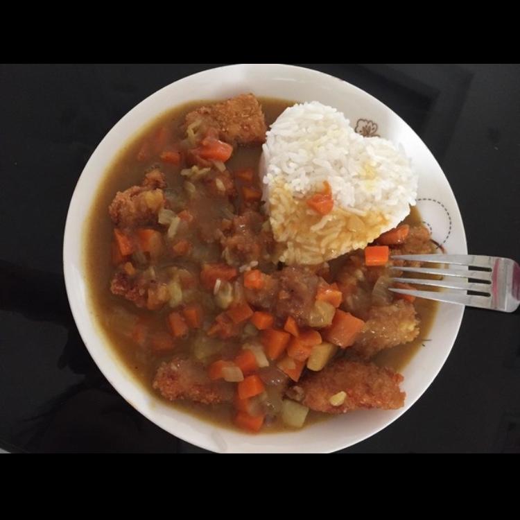 咖喱鸡块饭