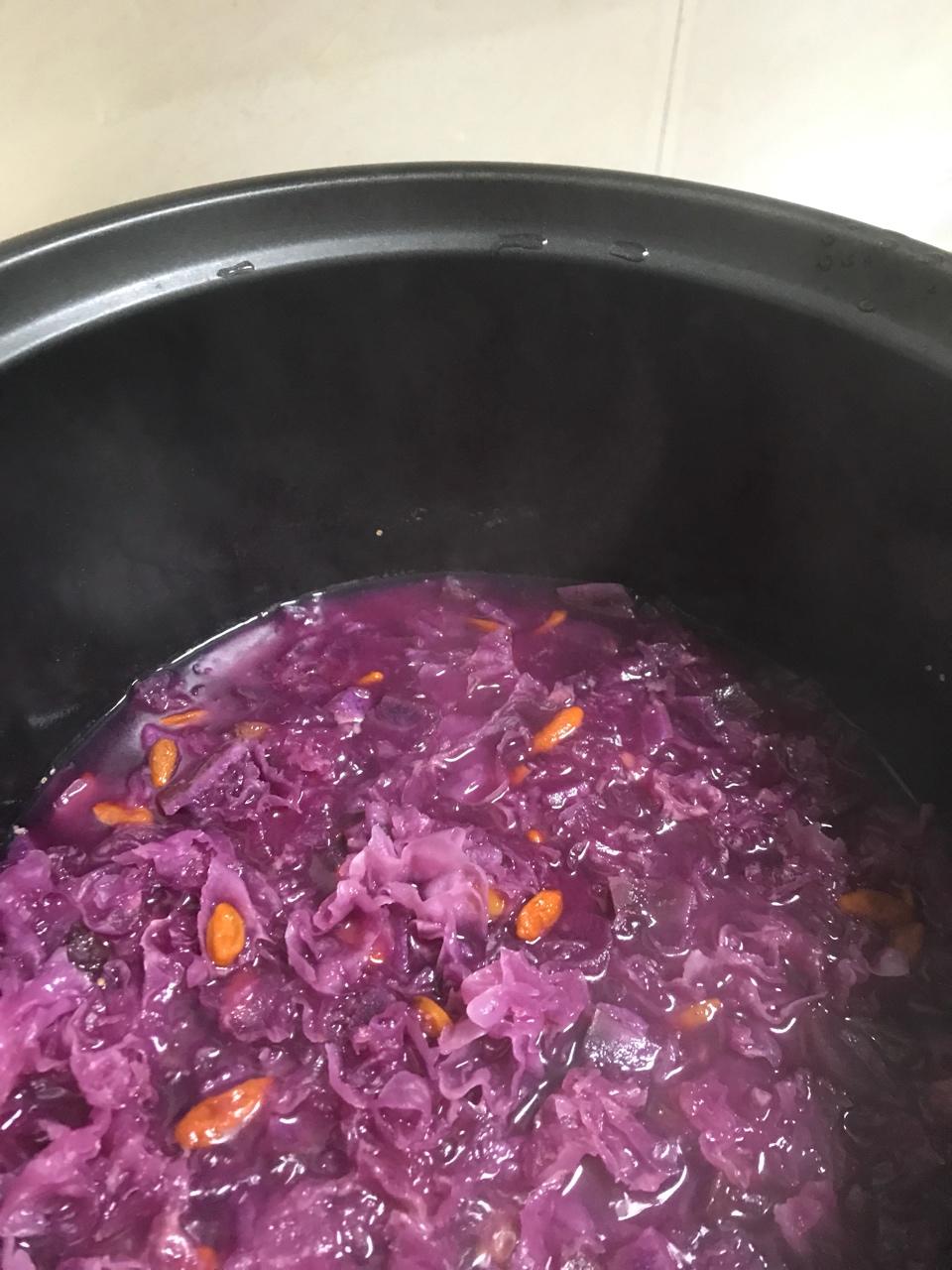 枸杞紫薯银耳羹