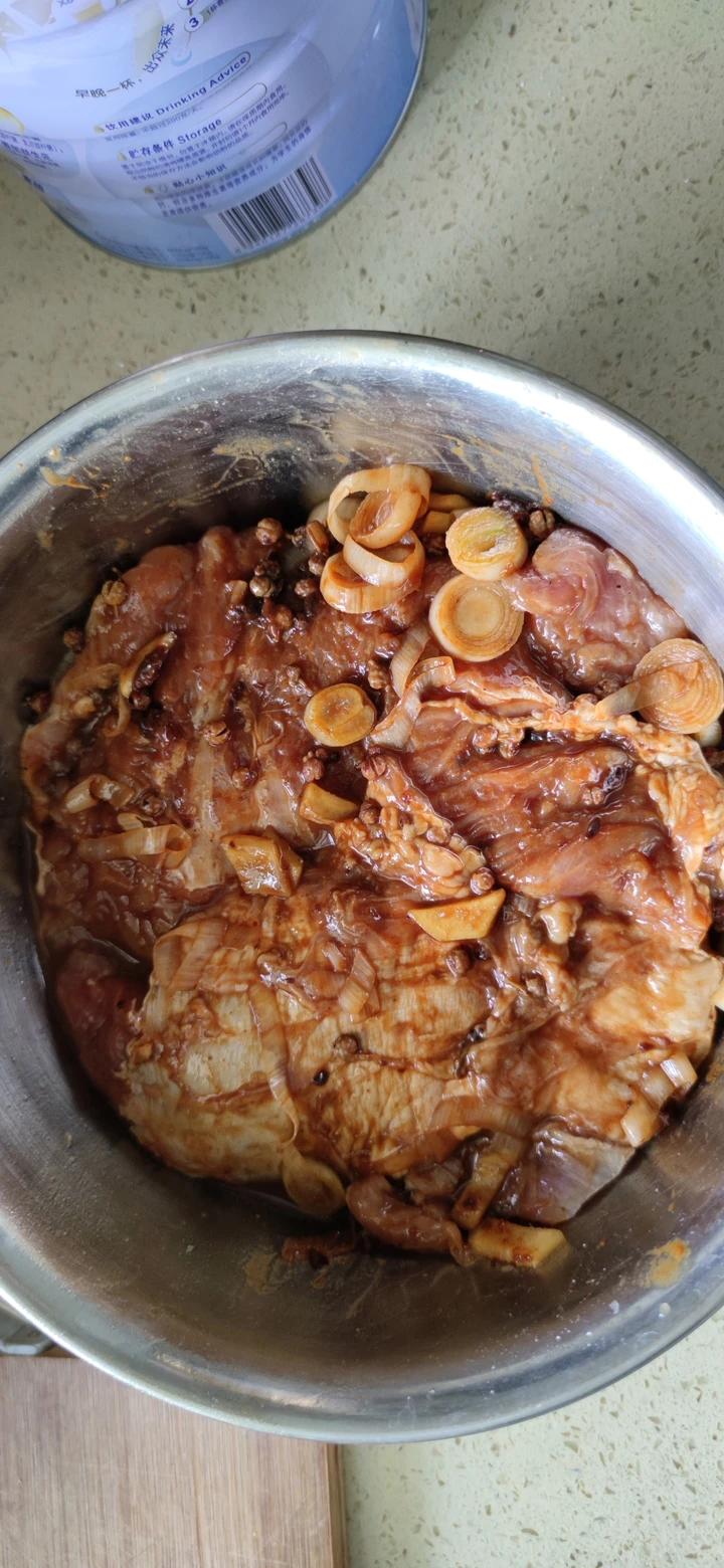 超好吃的酱牛肉，味道十分nice。不难，就是费点时间（从老饭骨学习的）