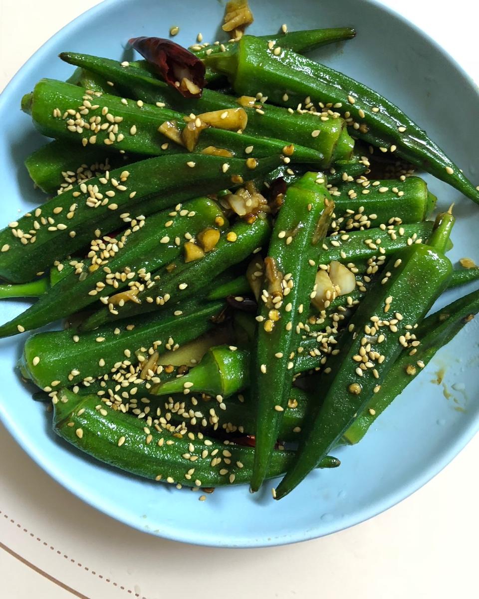 白灼秋葵
