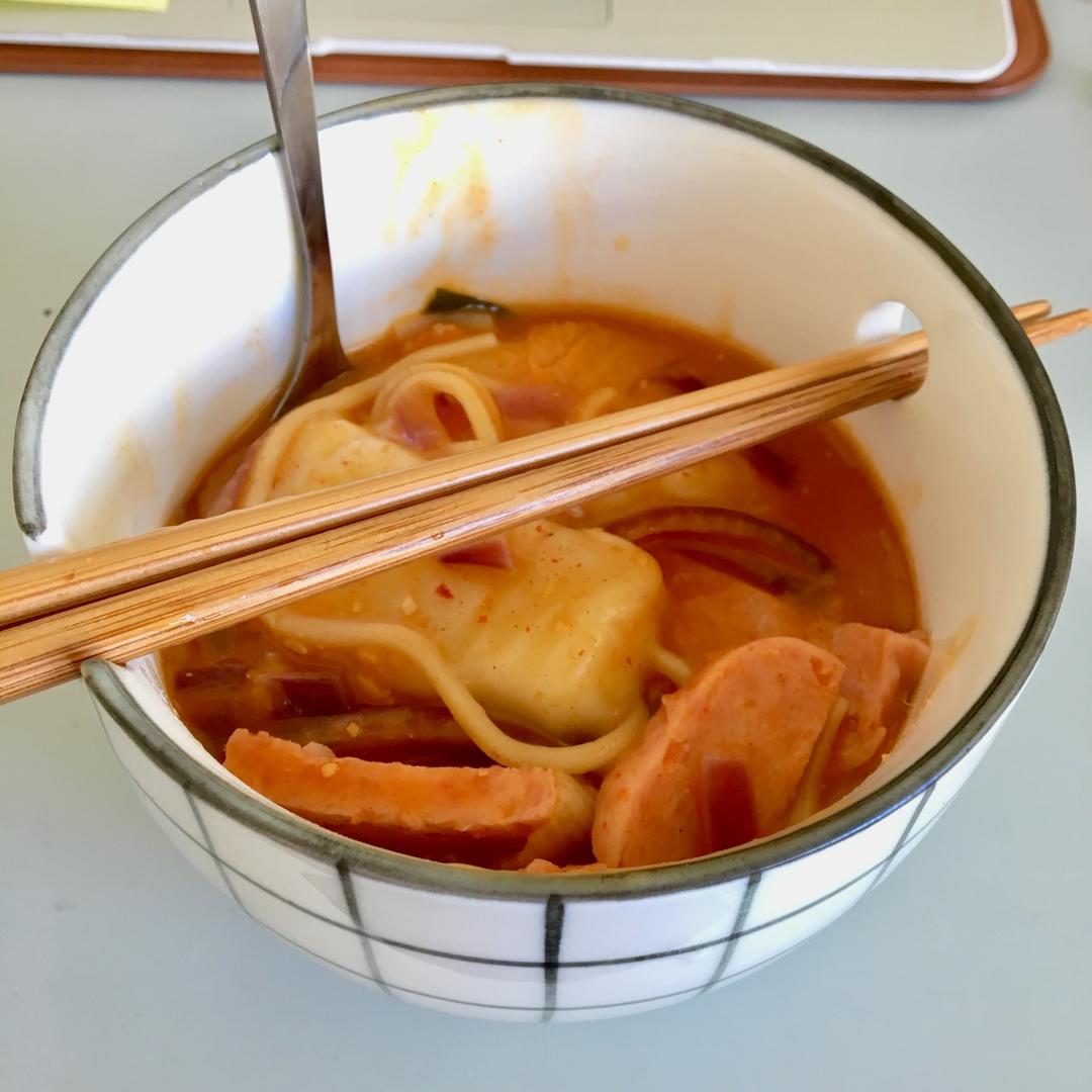 韩式辣炒年糕（or网红芝士套路之芝心年糕）