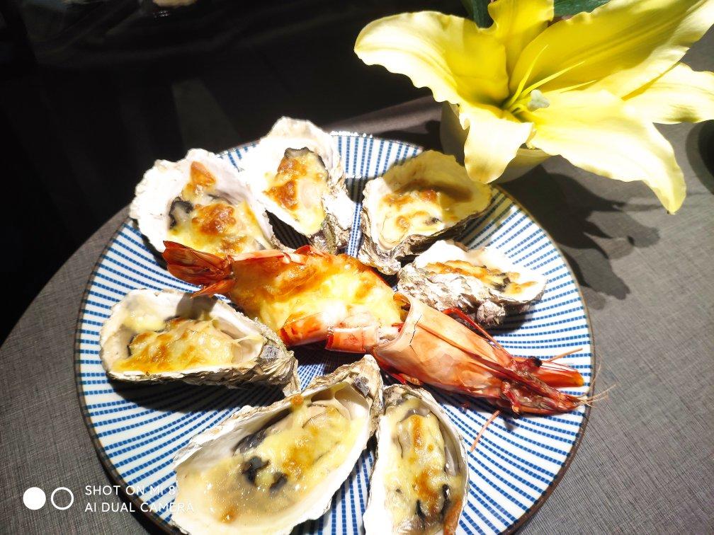 烤海鲜~青口/生蚝/大虾