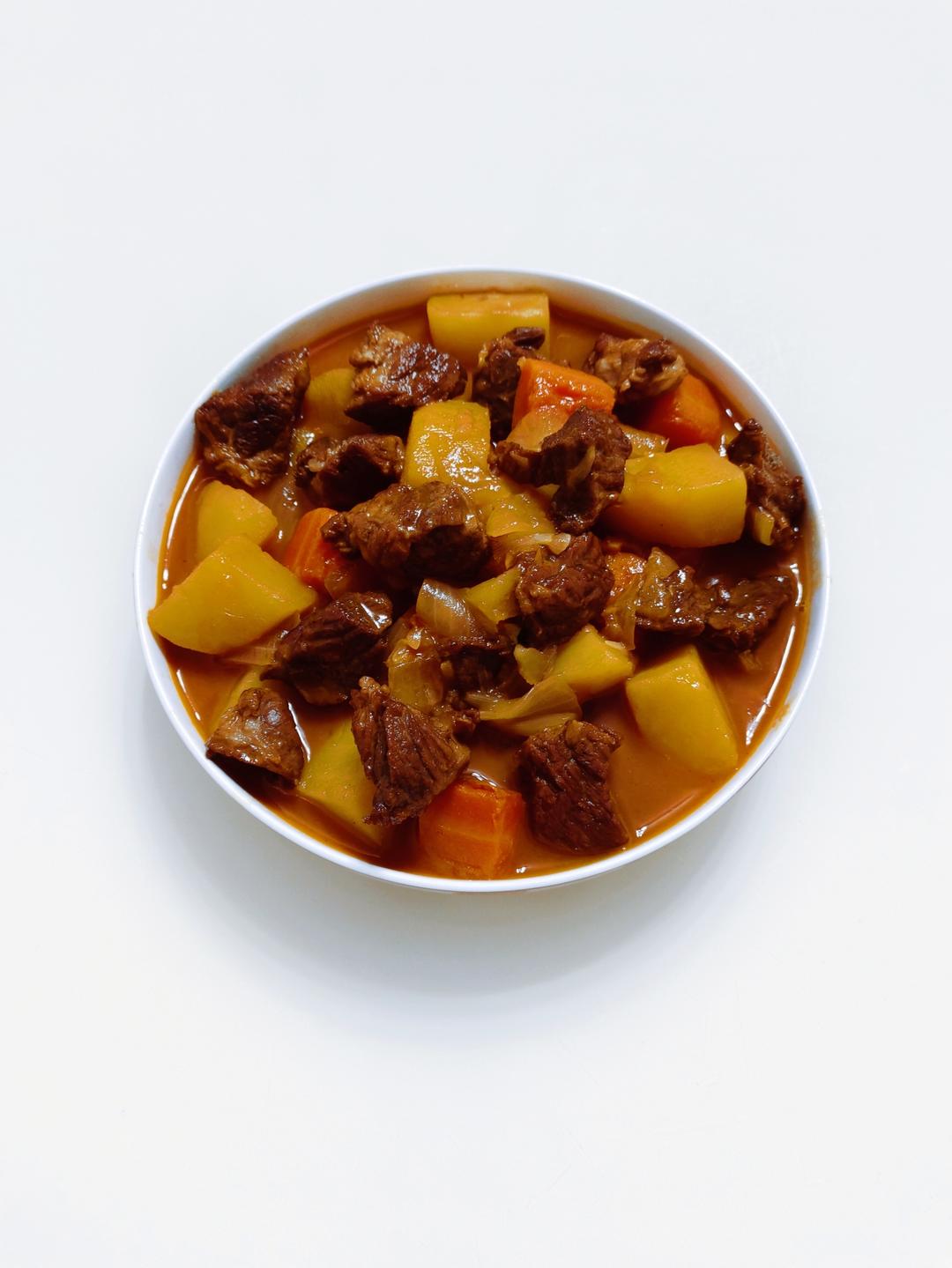 土豆炖牛肉