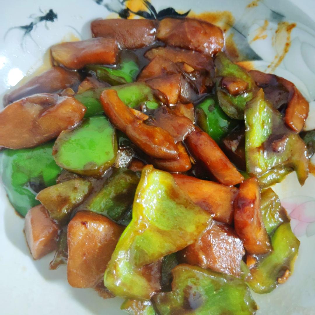 比肉好吃的彩椒茄子