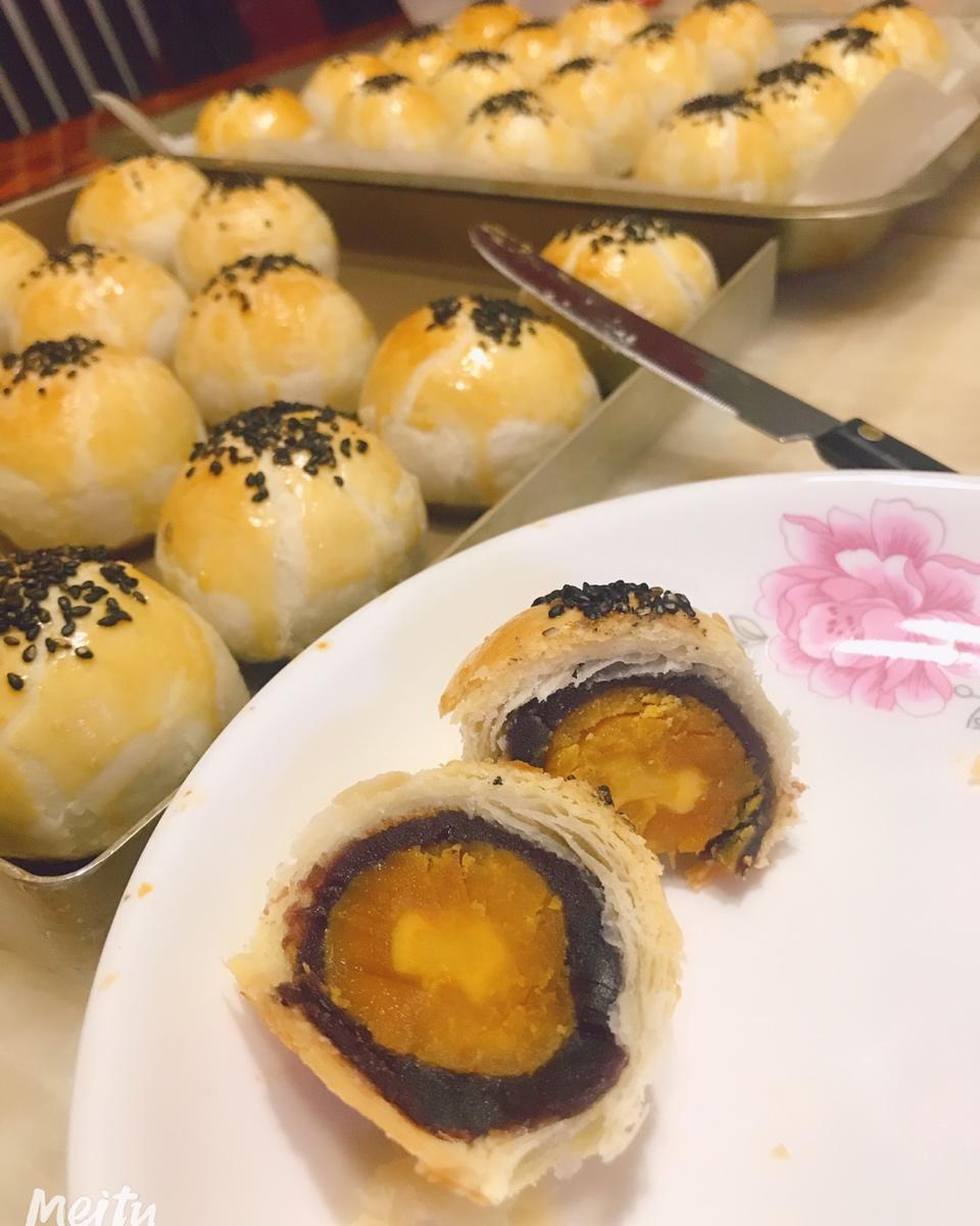 蛋黄酥