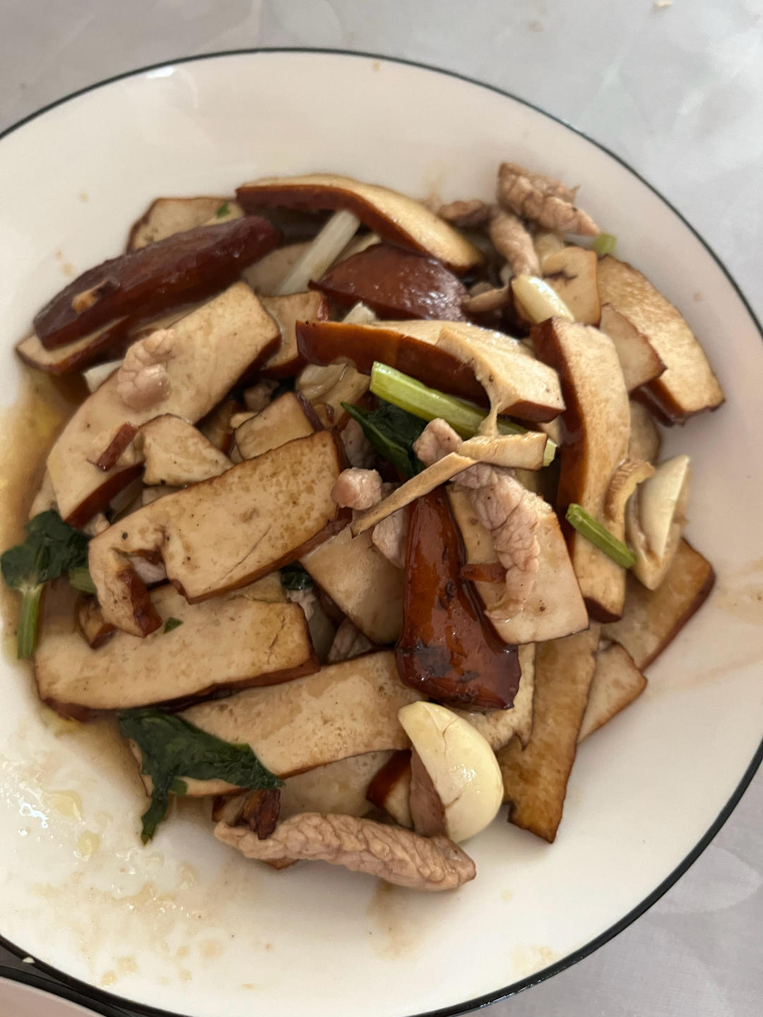 芹菜肉丝炒香干