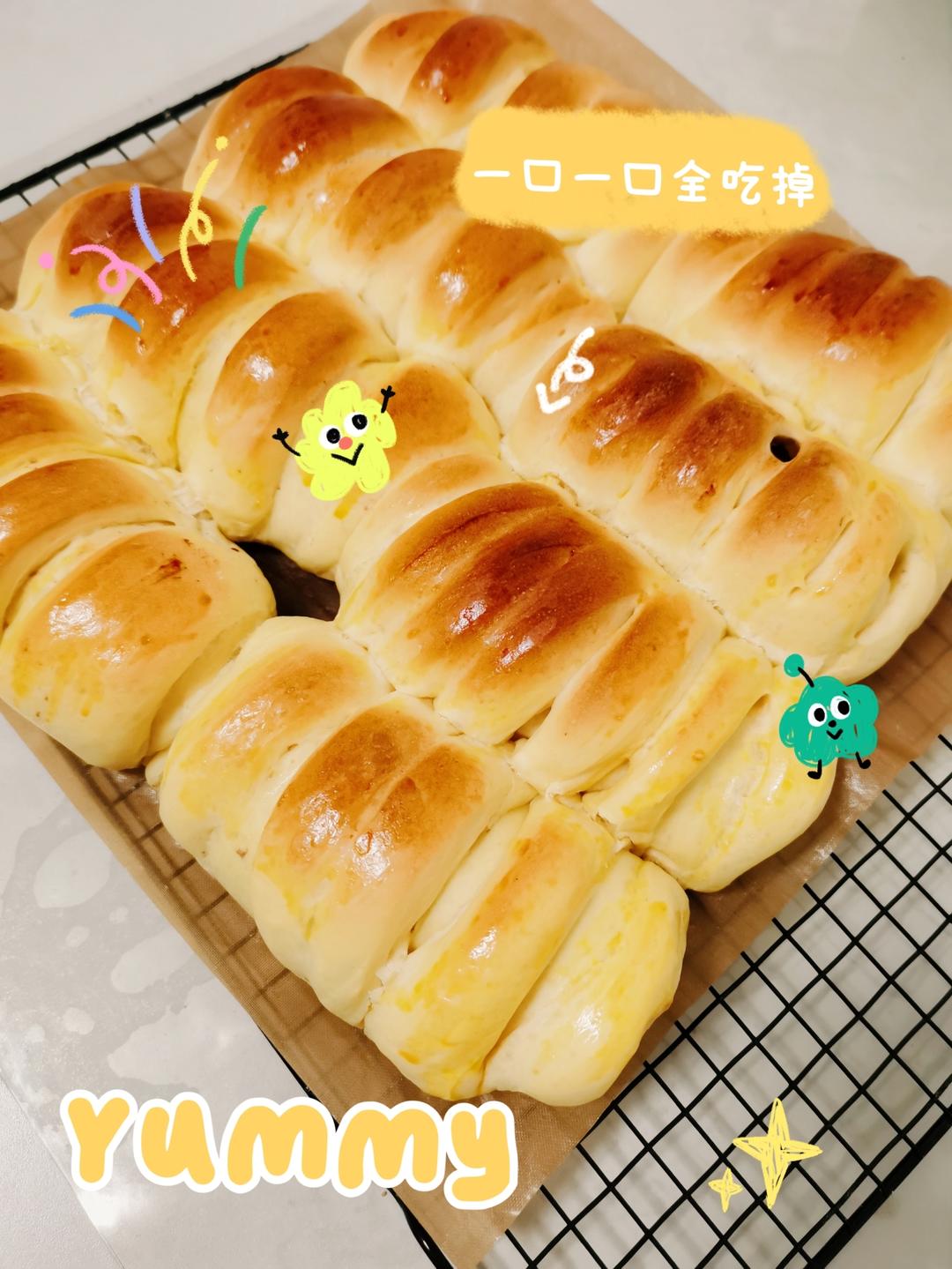 超级简单的豆沙排包｜面包