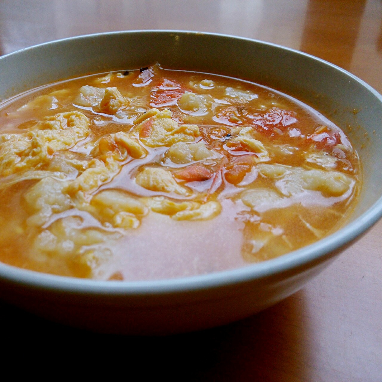 西红柿鸡蛋疙瘩汤