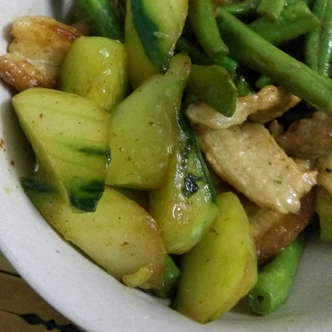 干锅耗油黄瓜