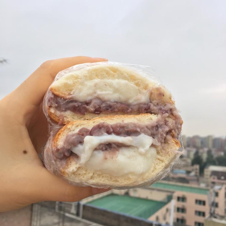 芋泥肉松麻薯三明治🥪