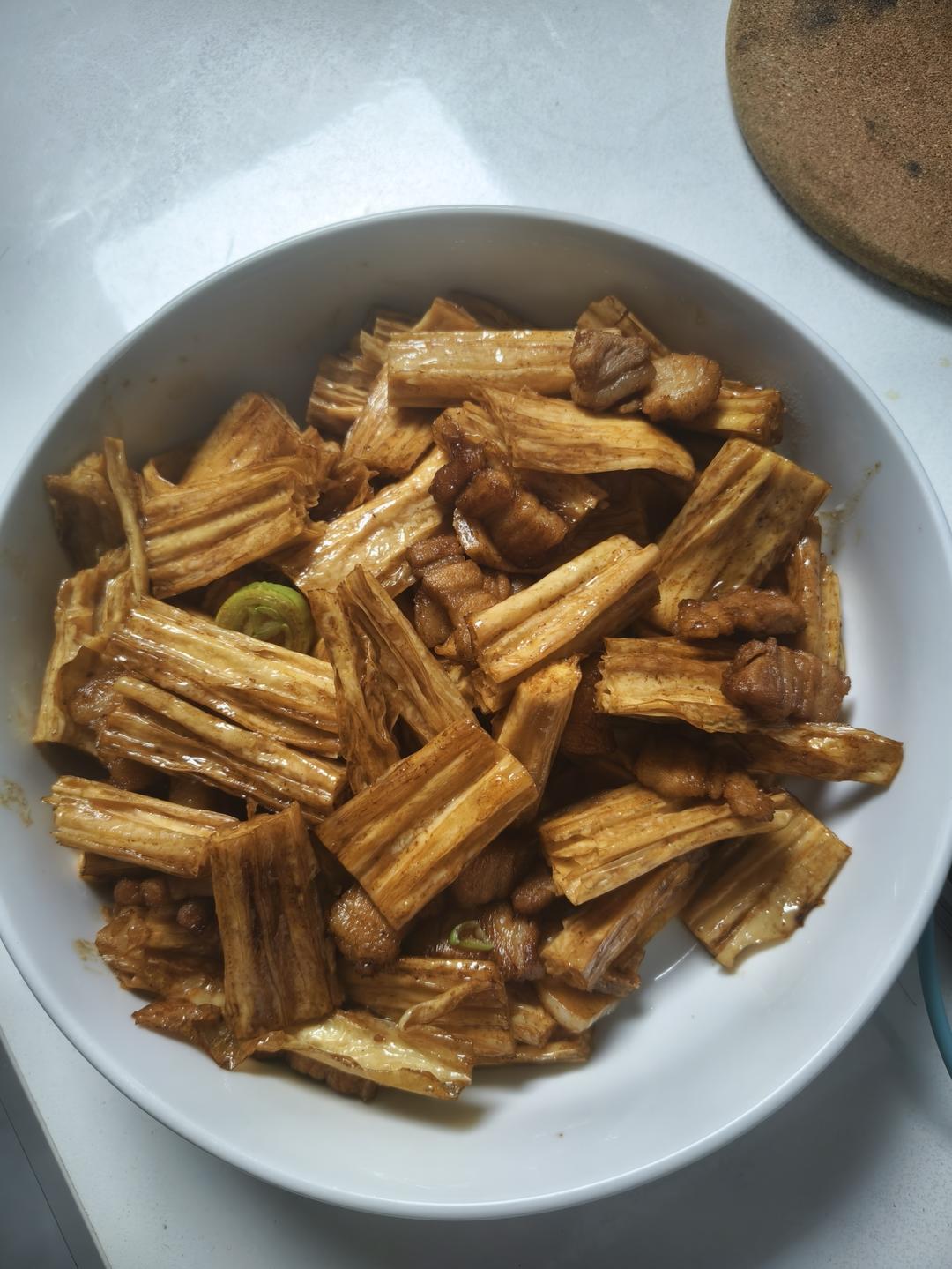 米饭三碗不够吃的【腐竹炒肉】