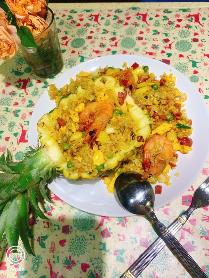 菠萝炒饭