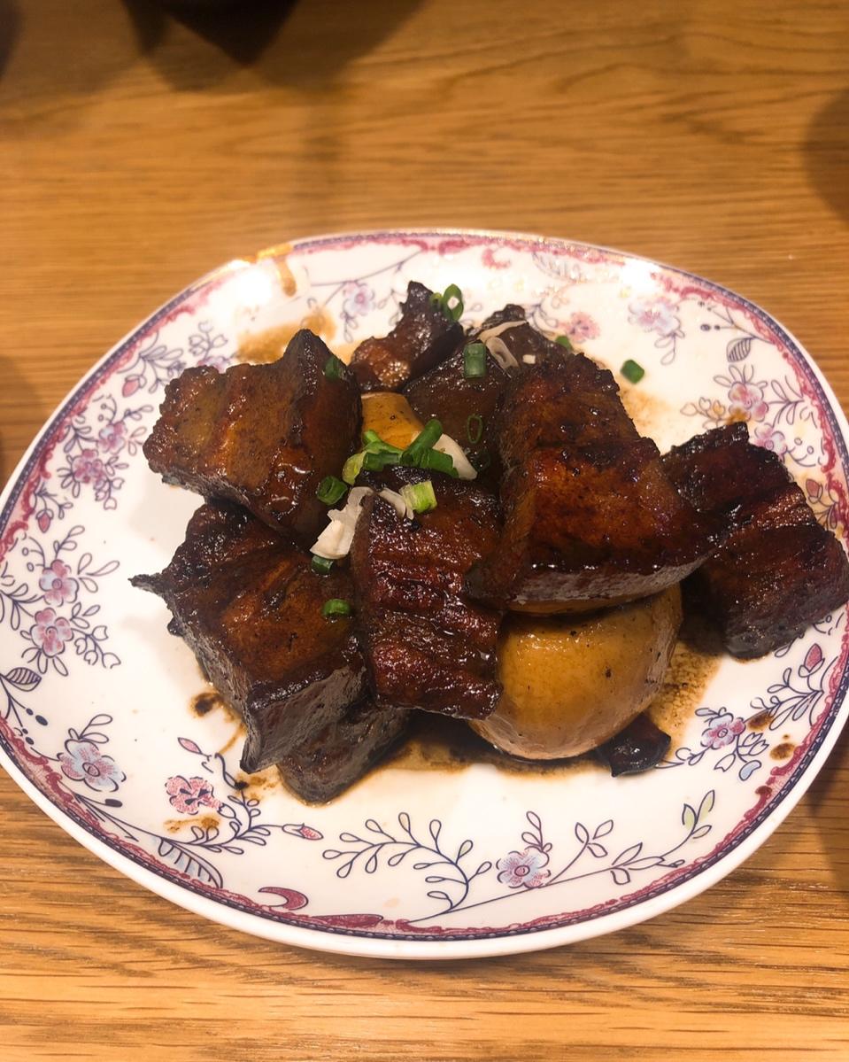 厨师长教你：“红烧肉”的家常做法，肉香四溢肥而不腻