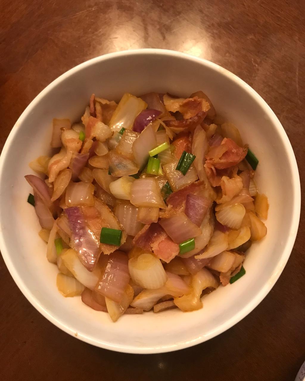 好事天成做的洋葱炒培根