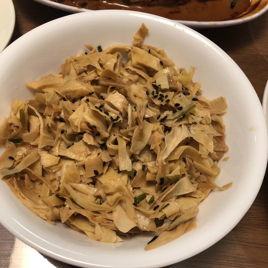 葱油笋干