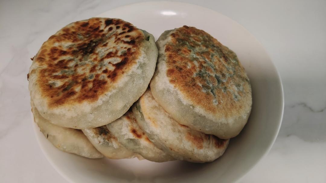 茴香鸡蛋馅饼
