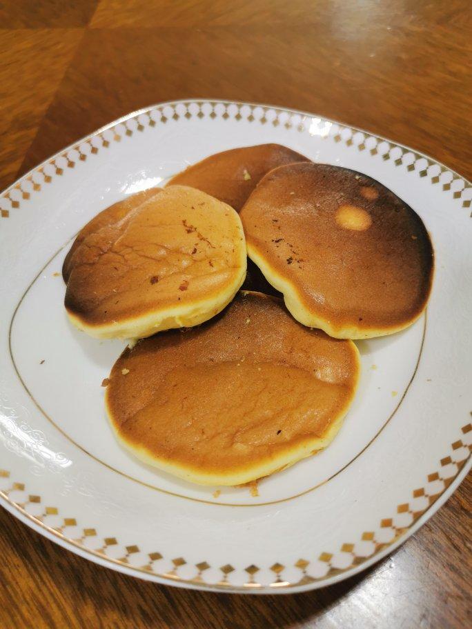 营养早餐—巨松软细腻的平底锅原味舒芙蕾松饼🥞