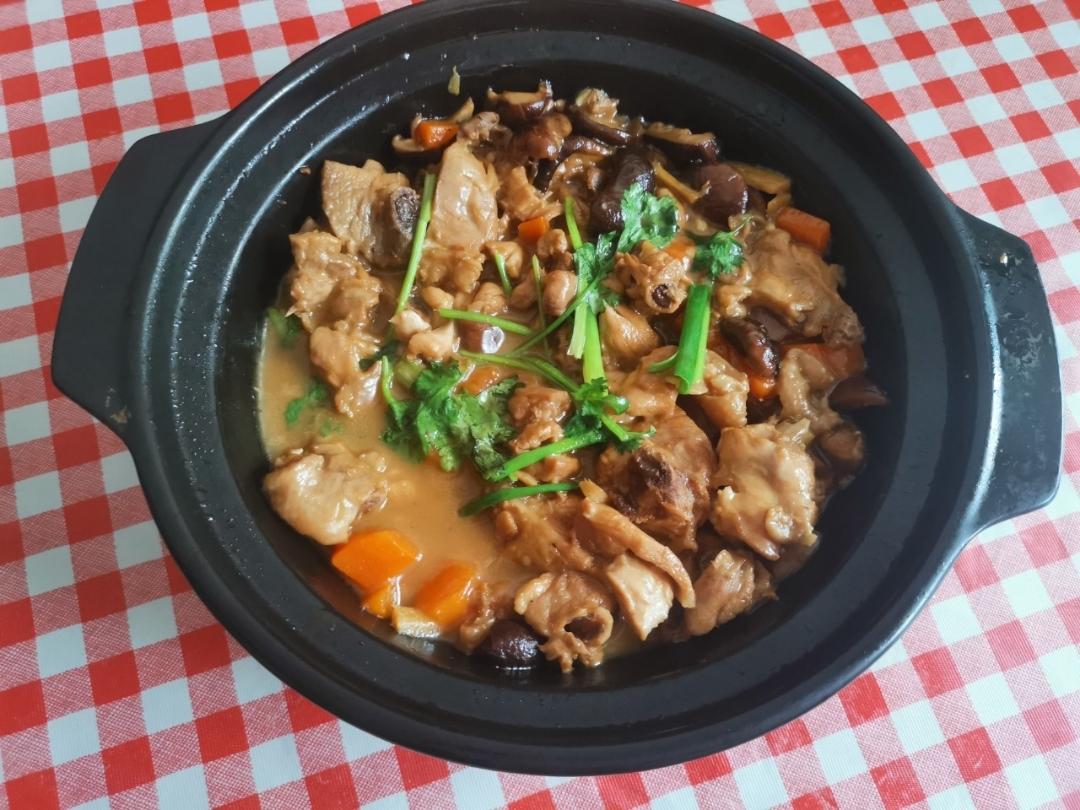 黄焖鸡肉--第一次做也很成功