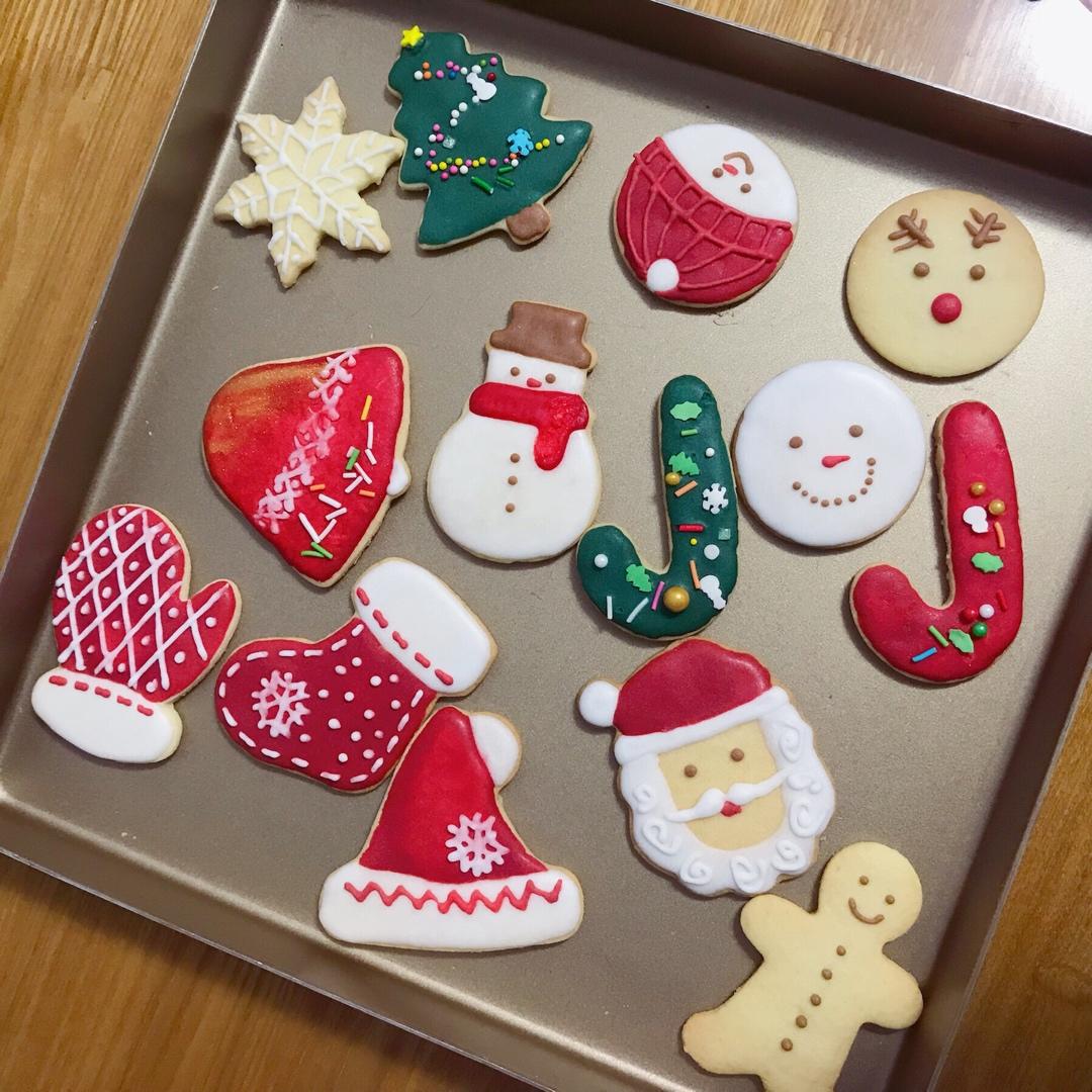 超简单！好吃又平整的糖霜饼干底的做法（附贴心小提示哦）