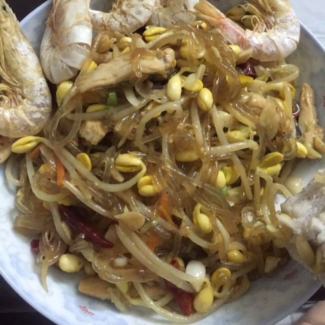 黄豆芽炒粉条