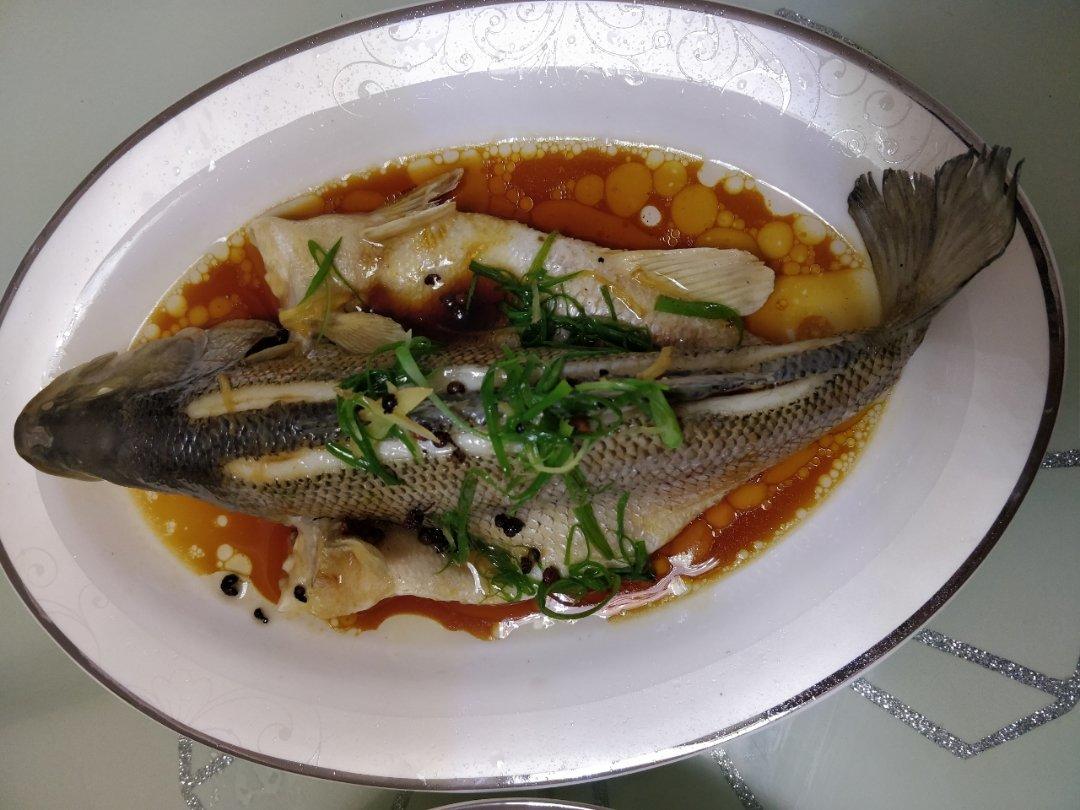 清蒸鲈鱼