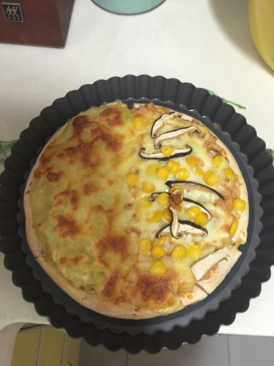 榴莲和奥尔良土豆双拼披萨的做法