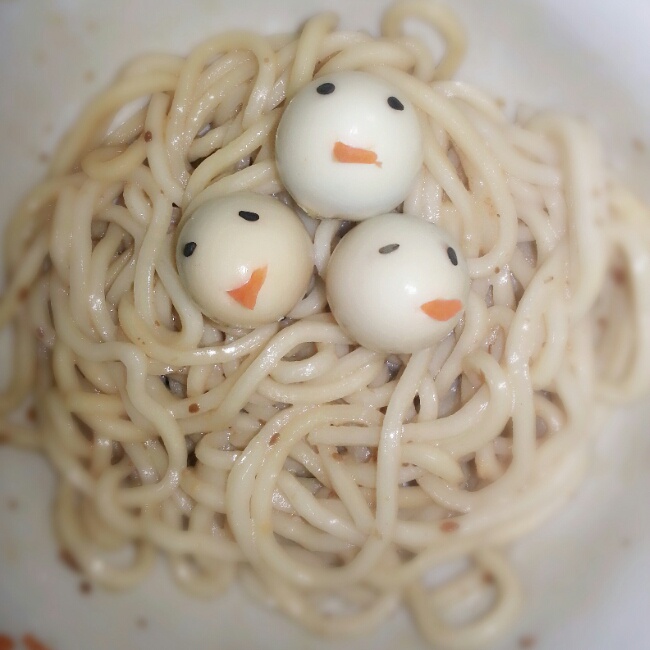 饥饿的小鸟面条