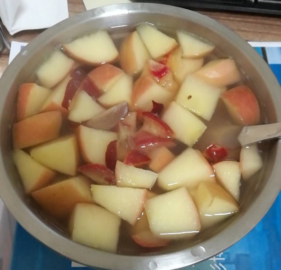 苹果山楂红枣汤