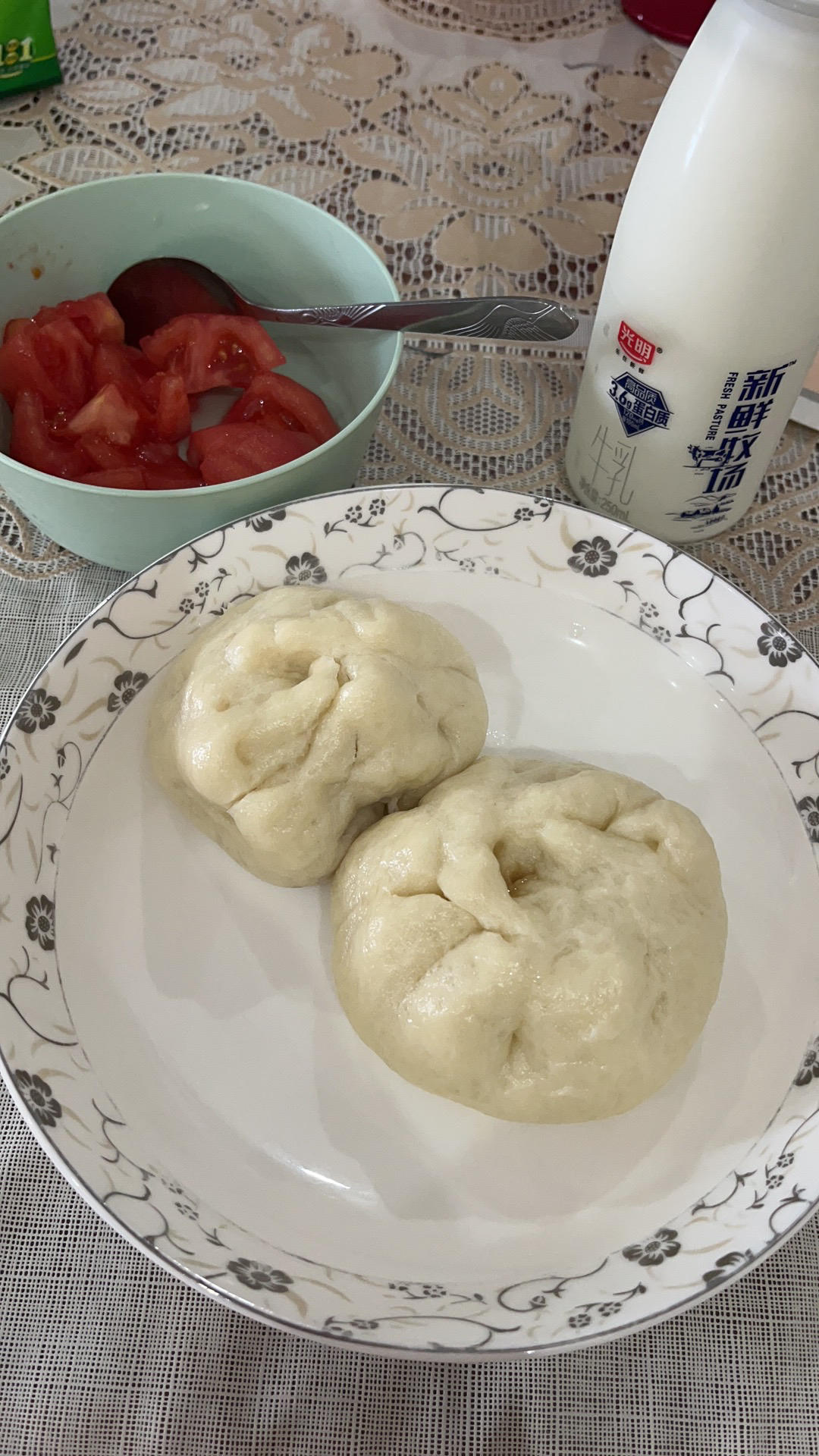 神仙配方肉包子     15个左右