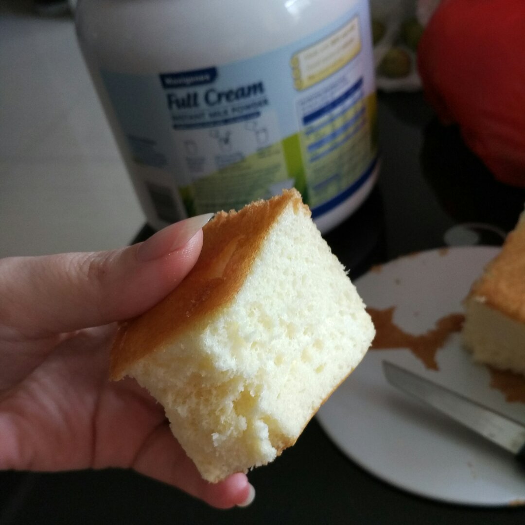 超简单完美戚风蛋糕（6寸2蛋）附打发、翻拌、脱模视频