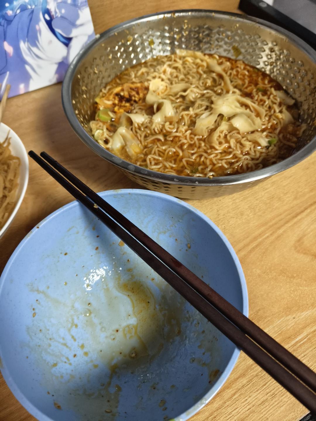 🔥好吃到一滴汤汁都不能放过～酸汤泡面