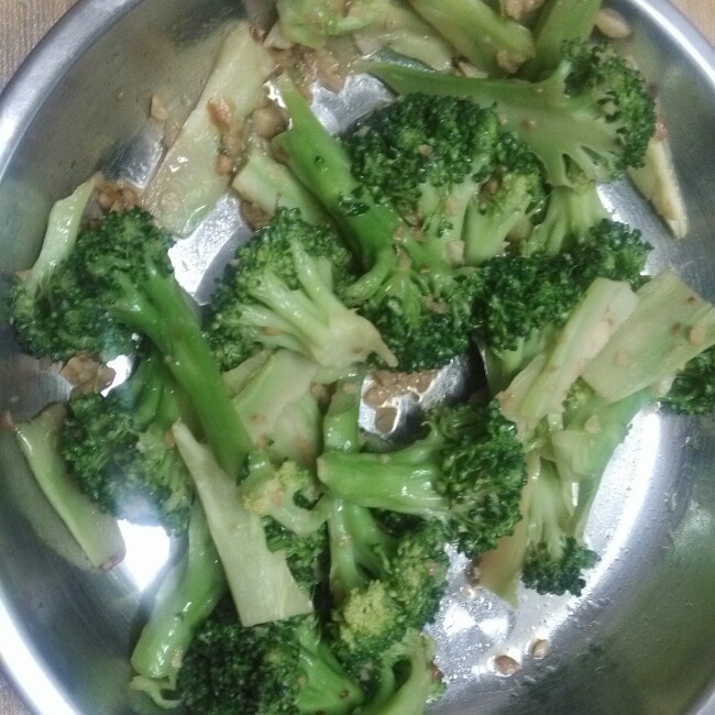 蚝油蒜蓉西兰花