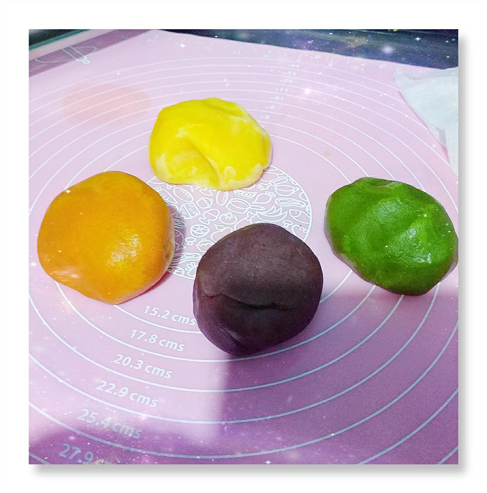 【09婴儿零食五彩蔬菜小馒头的做法步骤图】郗筱寒_下厨房