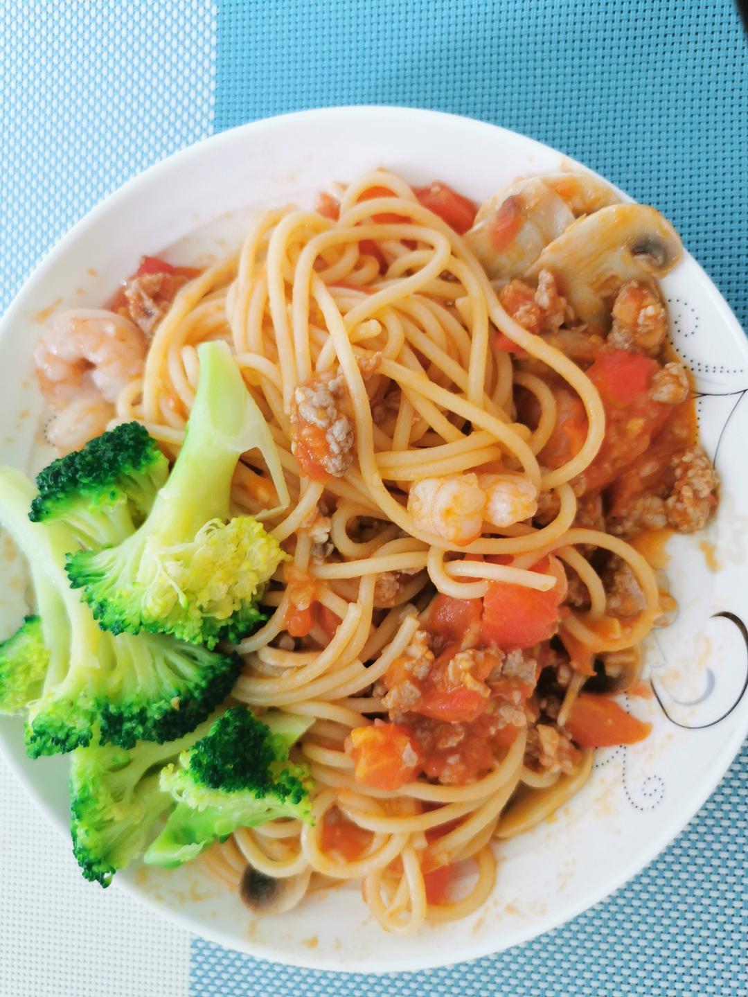 番茄肉酱意面