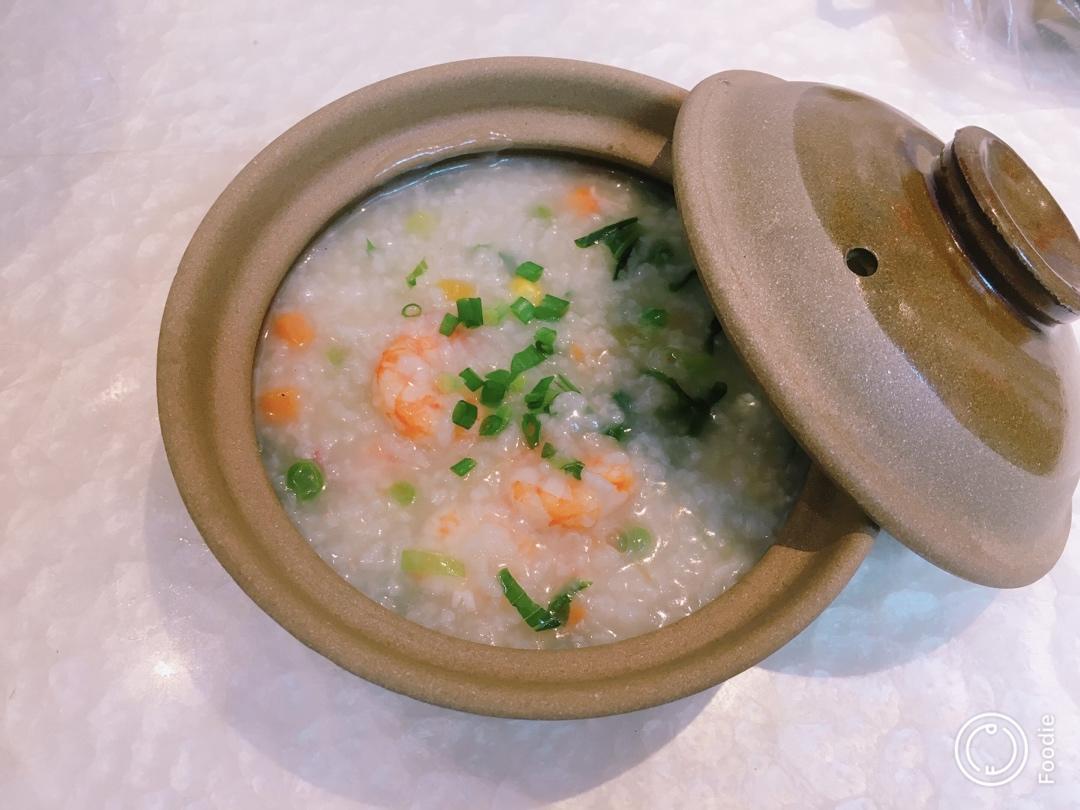 鲜虾砂锅粥
