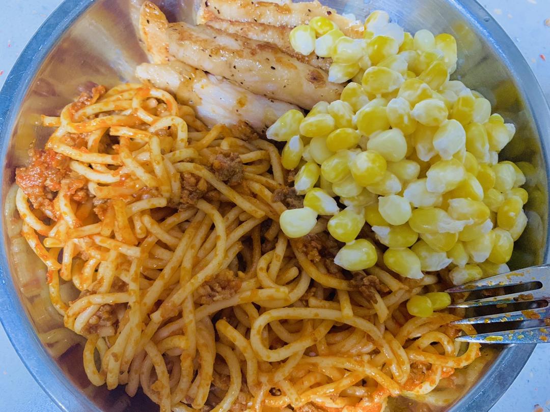 意大利茄汁肉酱面 Spaghetti Bolognese