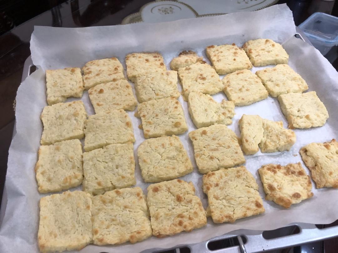 马苏里拉芝士咸味饼干