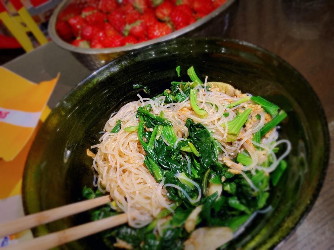 万能凉拌菜料汁（凉拌菠菜粉丝）