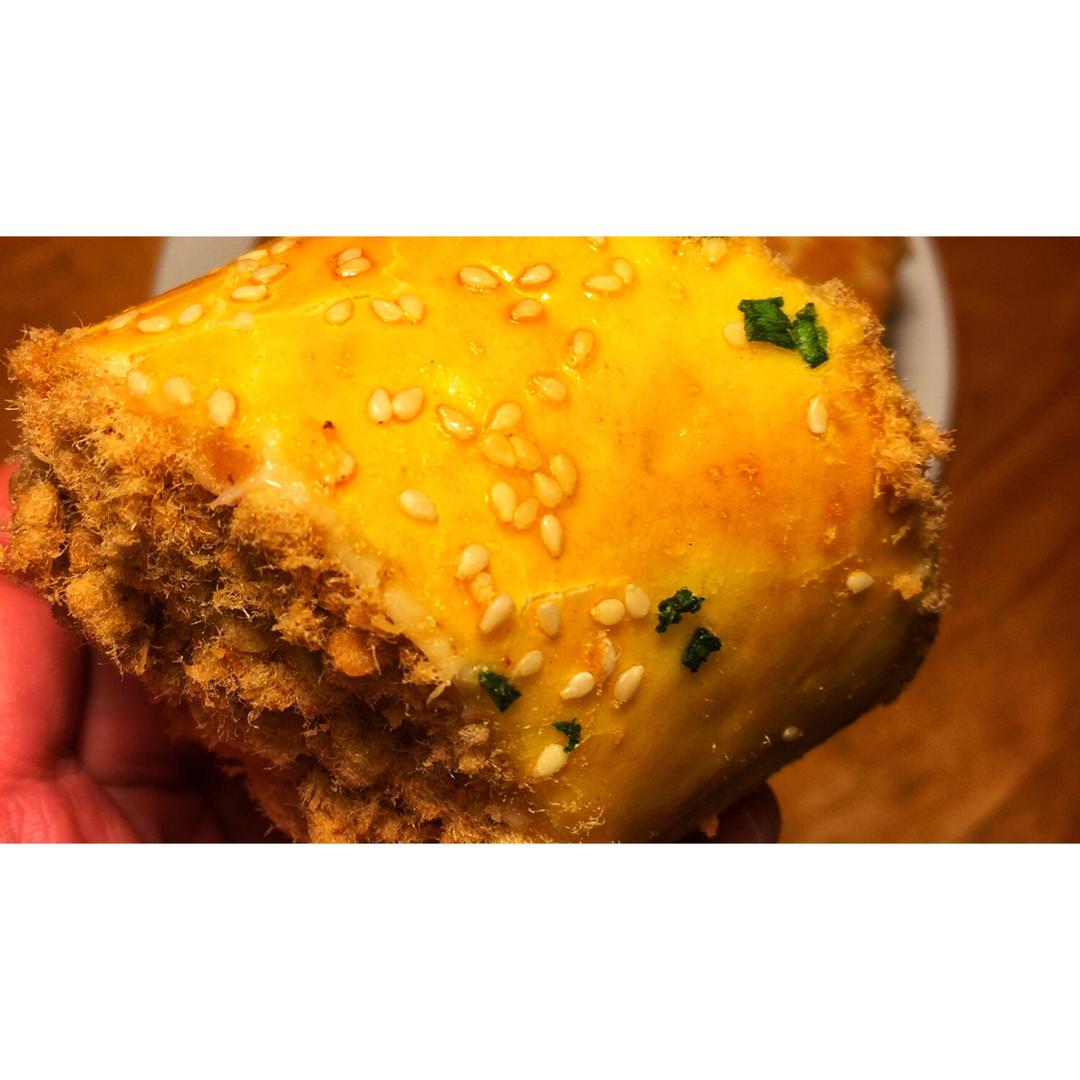 肉松面包卷