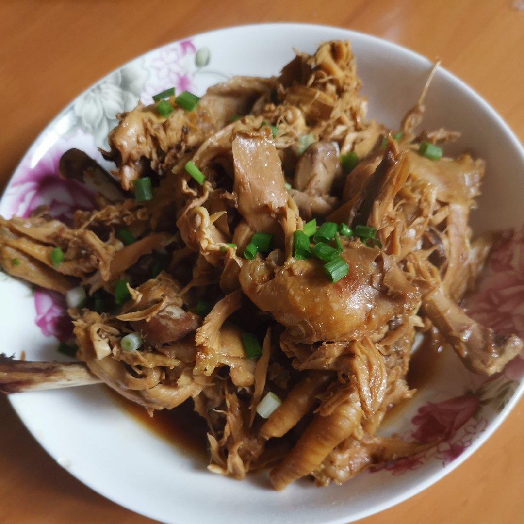 能拿出去吹牛逼的酱油焖鸡