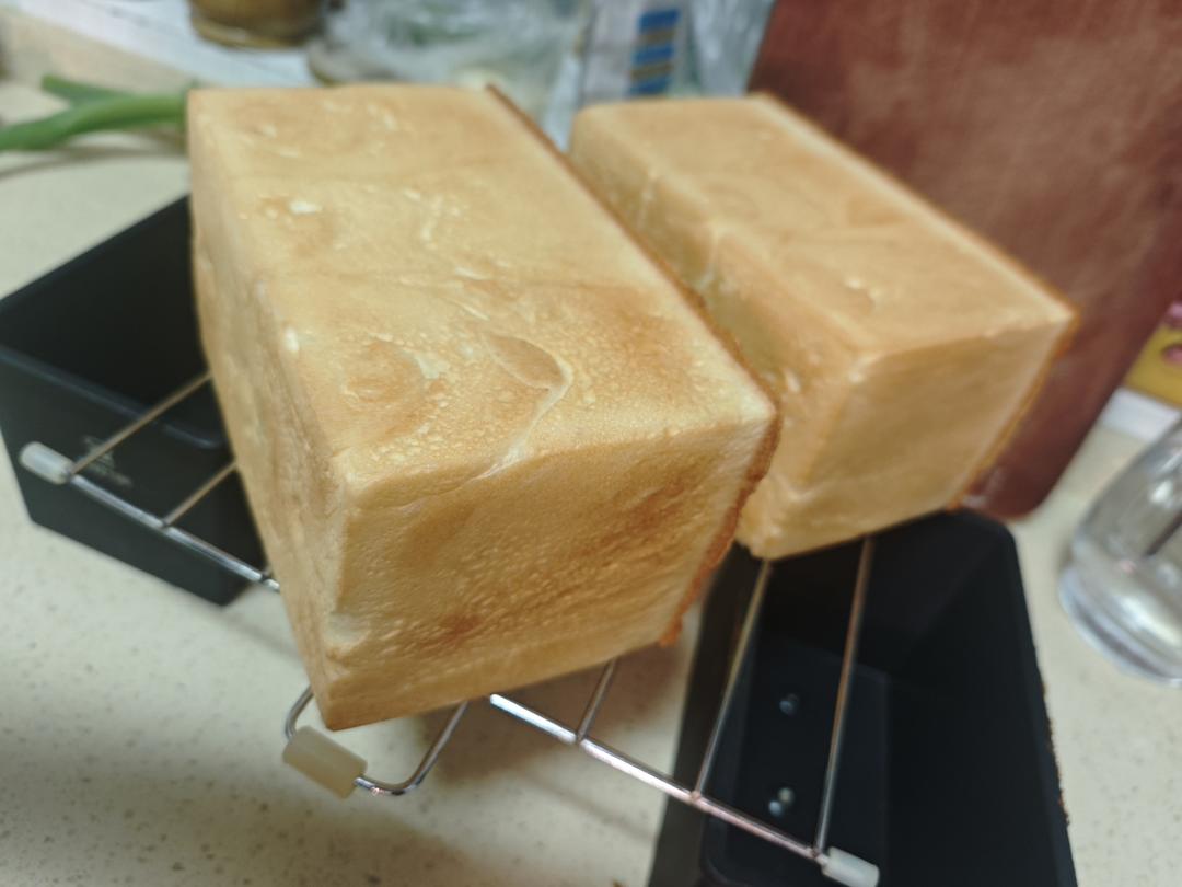 椰蓉吐司的做法