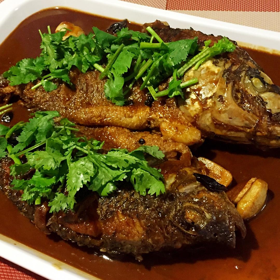 红烧鲫鱼