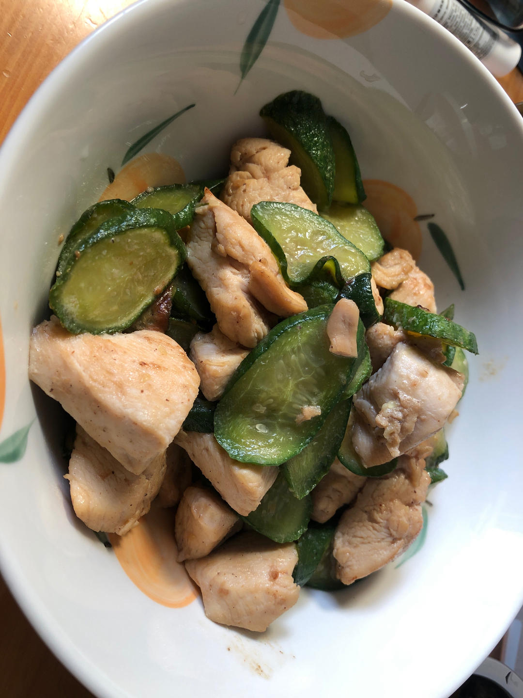 胡萝卜黄瓜鸡胸肉