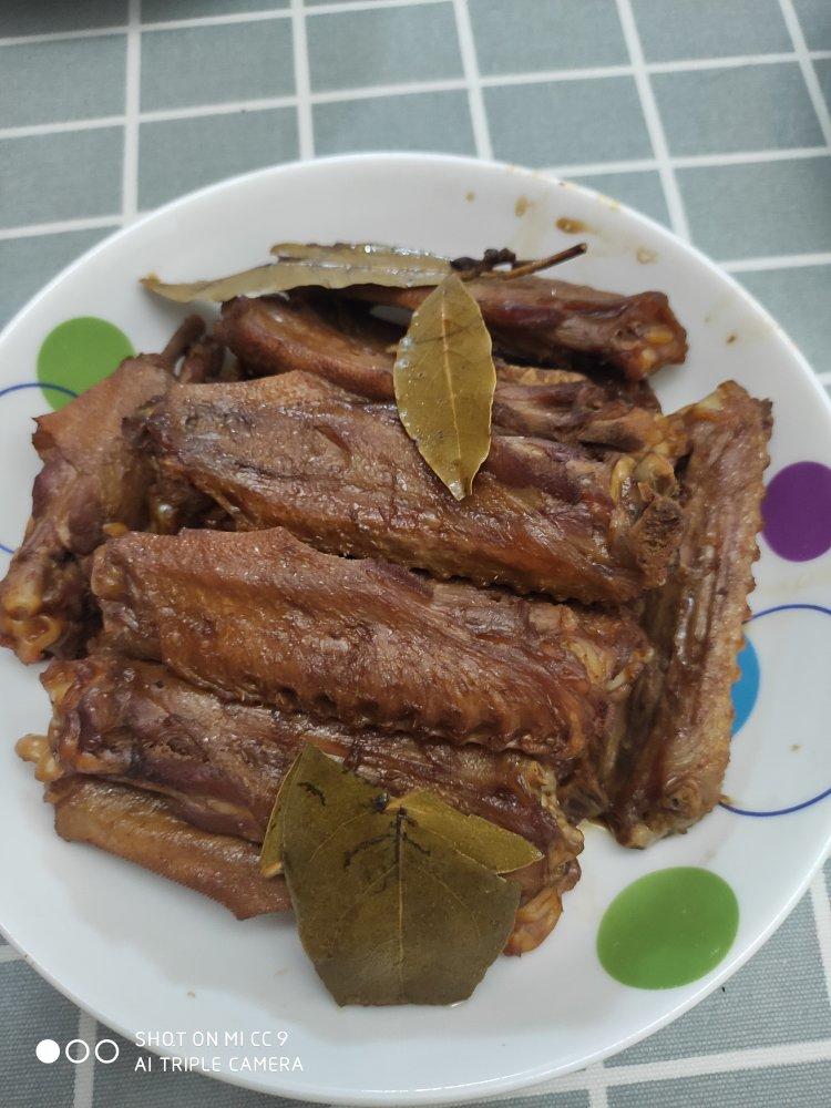 电饭锅版卤鸭翅膀（周黑鸭本鸭）