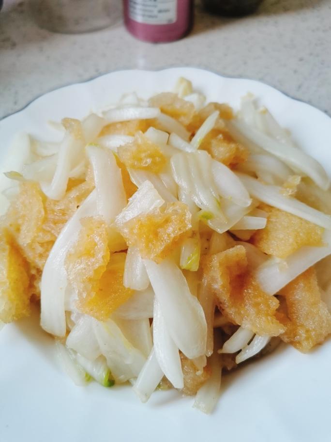 不用油炒的肉皮白菜梗（附白菜叶另用）